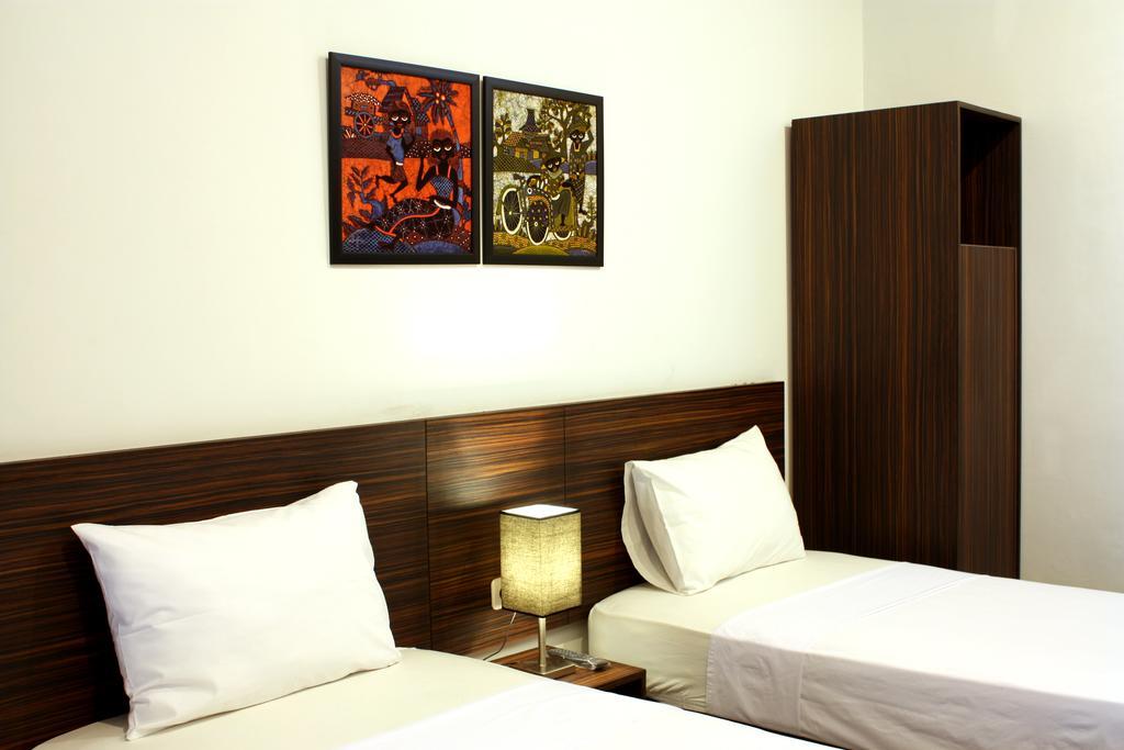 Grand Marto Hotel Jogjakarta Kamer foto