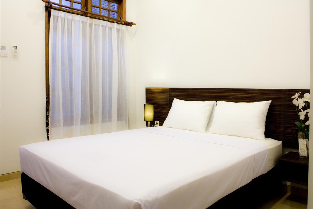 Grand Marto Hotel Jogjakarta Kamer foto