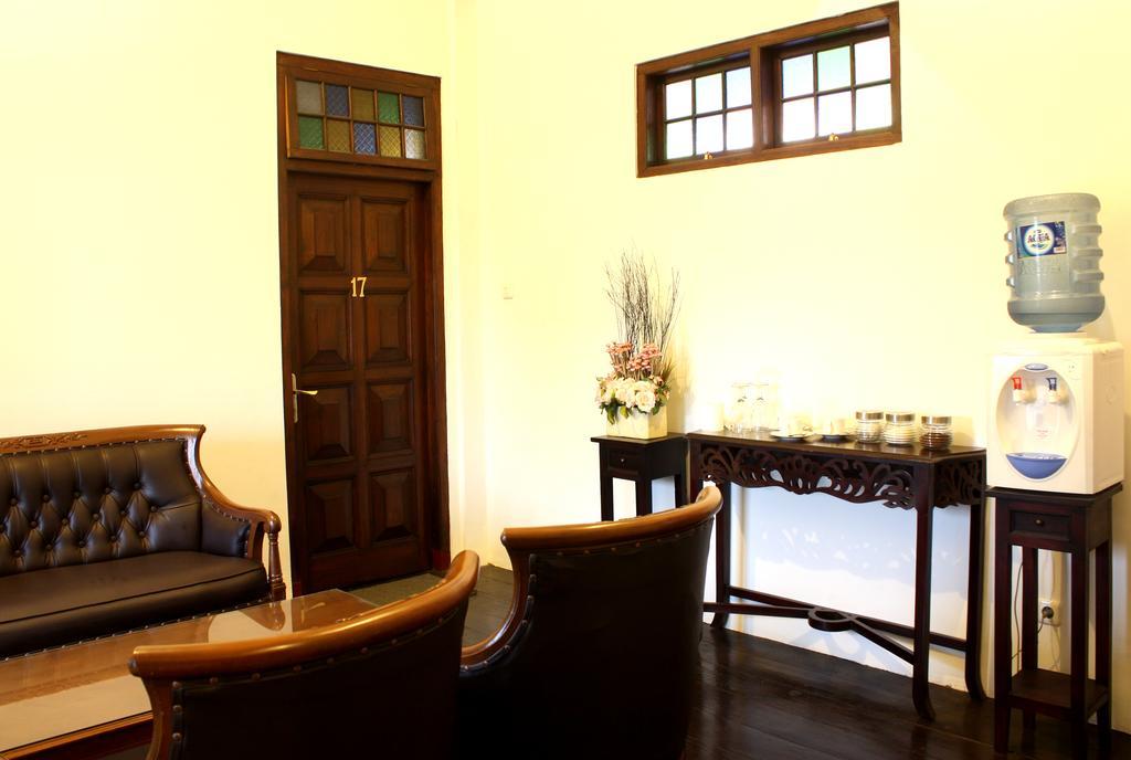 Grand Marto Hotel Jogjakarta Kamer foto