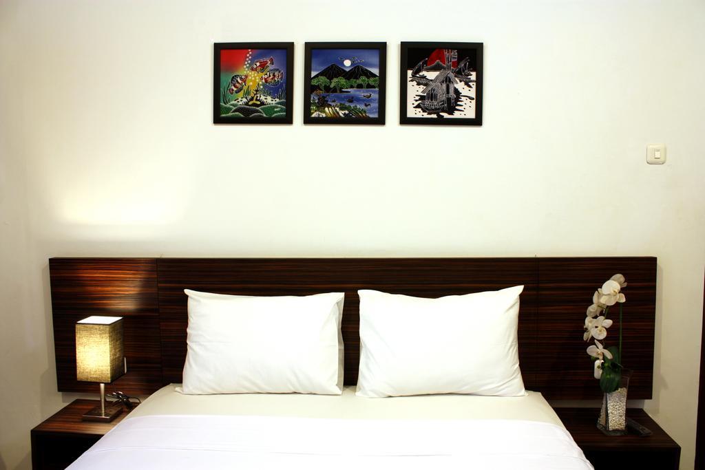 Grand Marto Hotel Jogjakarta Buitenkant foto